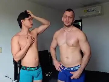 Chaturbate Live Sex Cam of teddybear_07