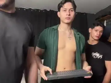 Chaturbate Free Porn Cam of teddybear_07