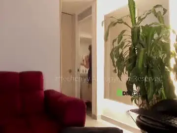 Chaturbate Live Sex Cam of _littlecherryy_