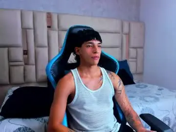 Chaturbate Adult Video Chat of croy_myer