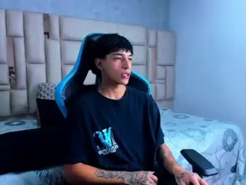 Chaturbate Best live sex cam show of croy_myer