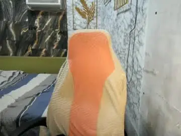 Chaturbate Live Porn of urasian_cherrymae