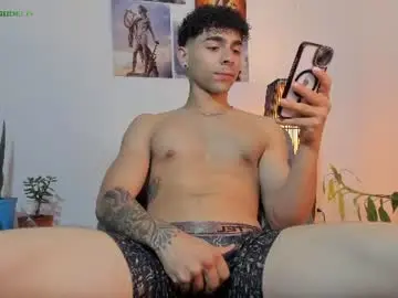 Chaturbate Nude Webcam of alex_zt7