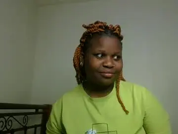 Chaturbate Live Sex of ceepretty25
