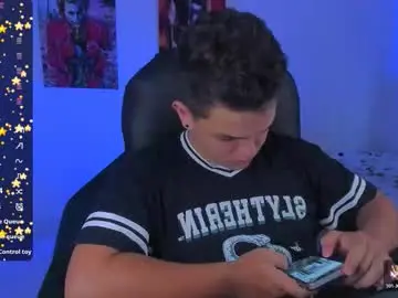 Chaturbate Live Sex Cam of dunkan_kravitz