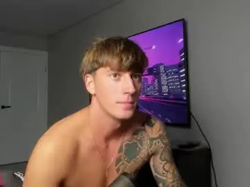 Chaturbate Live Sex Cam of krishort