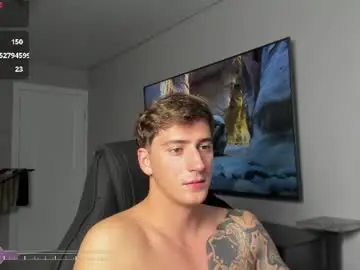 Chaturbate Live Sex Cam of krishort