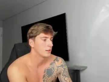 Chaturbate Watch Live Sex Cams of krishort