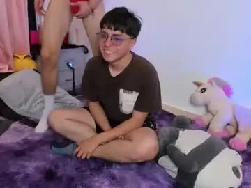 Chaturbate Free Live Porn of maiky_cooper01