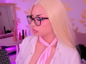 Chaturbate Live Sex Cam of misselektra__