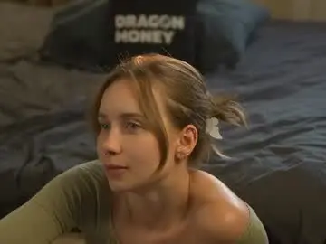 Chaturbate Watch Live Sex Cams of 2girls_1dream