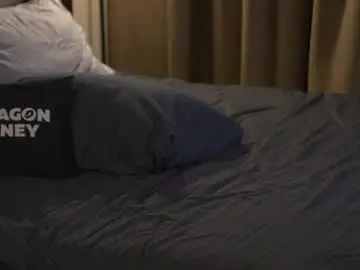 Chaturbate Free Live Porn of 2girls_1dream