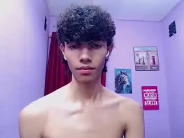 Chaturbate Best live sex cam show of bigcock_sexys