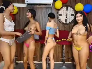Chaturbate Live Porn of canelasquirtxxx
