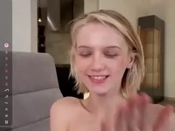 Chaturbate Watch Live Sex Cams of evangel111
