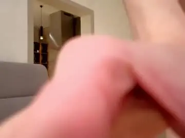 Chaturbate Free Porn Cam of evangel111