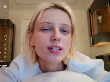 Chaturbate Adult Video Chat of evangel111