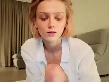 Chaturbate Nude Webcam of evangel111