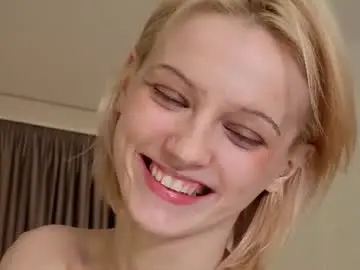 Chaturbate Free Porn Cam of evangel111