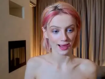Chaturbate Live Sex of evangel111