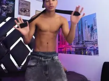 Chaturbate Live Sex of kai_storm7