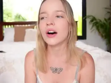 Chaturbate Live Sex Cam of my_mia_