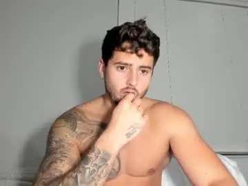 Chaturbate Live Sex Cam of zaylanez