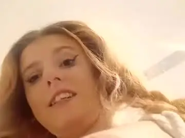 Chaturbate Live Sex of naughtyt333n