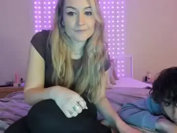 Chaturbate Adult Video Chat of iris_roslin