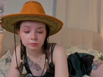 Chaturbate Nude Webcam of darklycurious