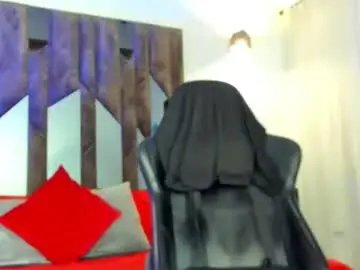 Chaturbate Live Sex Cam of francobanderas1
