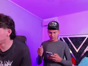 Chaturbate Live Porn of handsomeboys19