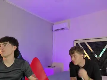Chaturbate Sex Cam of handsomeboys19