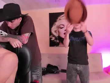 Chaturbate Adult Video Chat of handsomeboys19