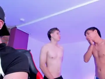 Chaturbate Sex Chat of handsomeboys19