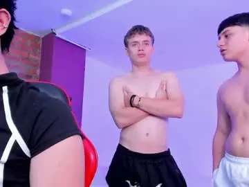 Chaturbate Adult Webcams of handsomeboys19