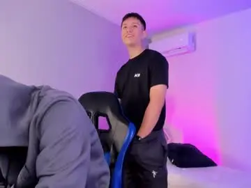 Chaturbate Best live sex cam show of handsomeboys19