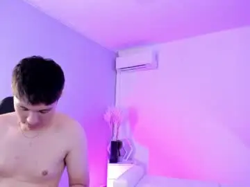 Chaturbate Watch Live Sex Cams of handsomeboys19