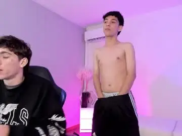 Chaturbate Sex Chat of handsomeboys19