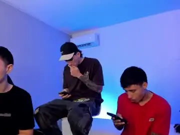 Chaturbate Sex Cam of handsomeboys19