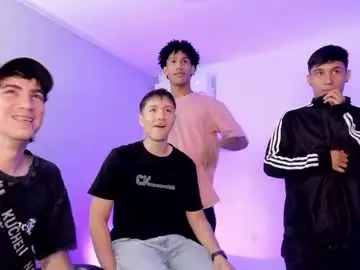 Chaturbate Live Porn of handsomeboys19