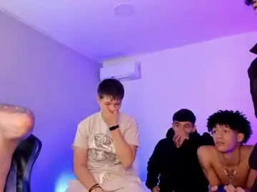 Chaturbate Live Sex of handsomeboys19