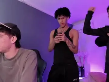 Chaturbate Free Live Porn of handsomeboys19