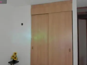 Chaturbate Live Sex Cam of jossephine_