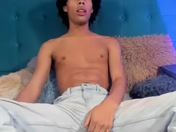 Chaturbate Live Sex Cam of kleo_helenos