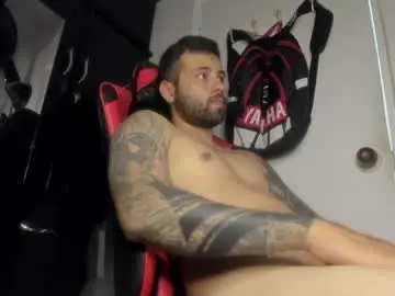 Chaturbate Free Porn Cam of stevemaister41