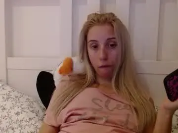 Chaturbate Sex Chat of barelylegalblondy