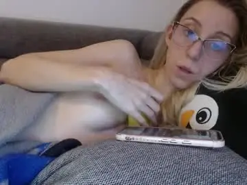Chaturbate Sex Cam of barelylegalblondy