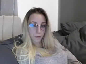 Chaturbate Sex Chat of barelylegalblondy