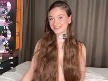 Chaturbate Best live sex cam show of emyylast